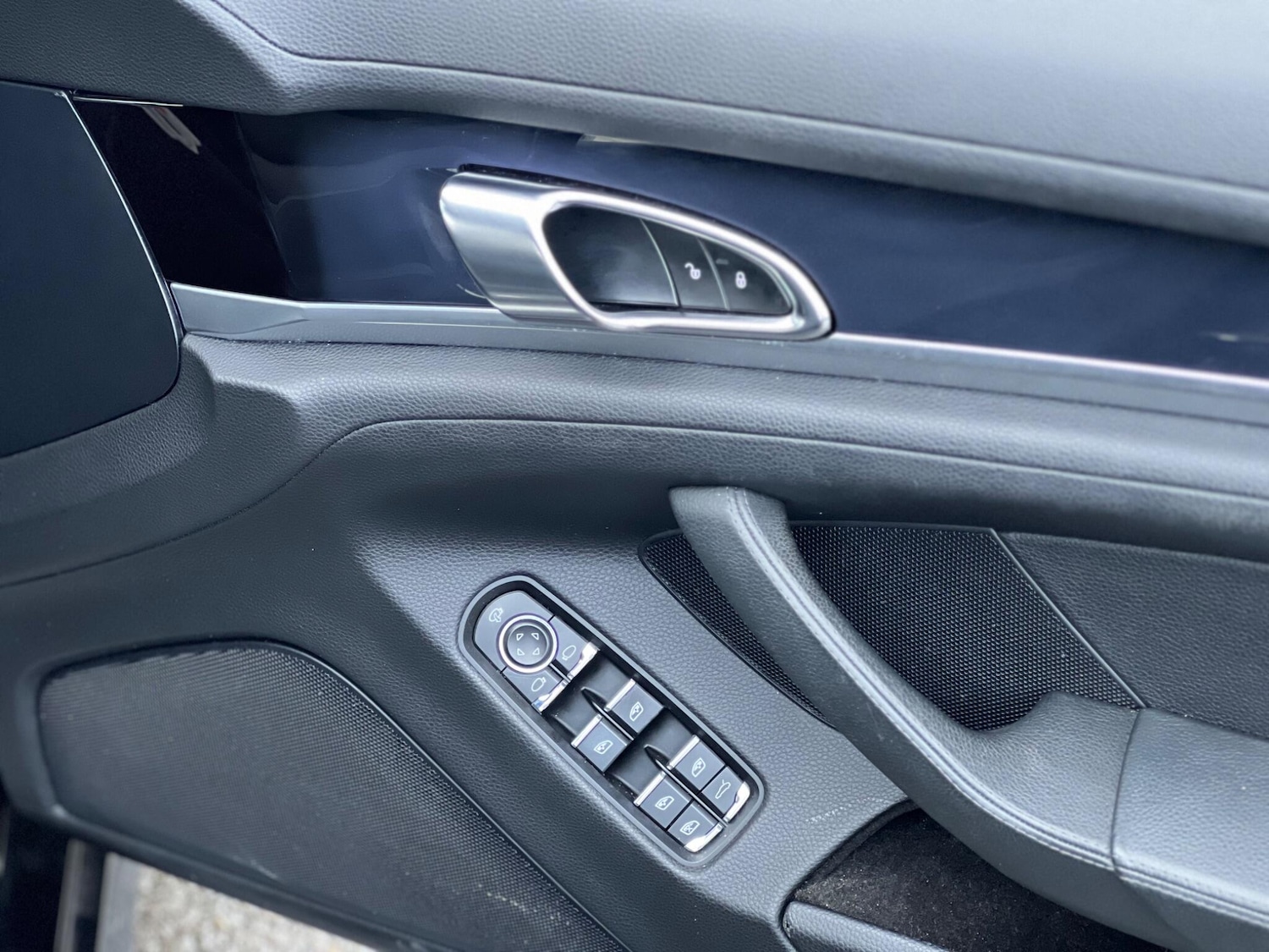 Used Porsche Panamera 2014 for sale - 77345414: Photo 40