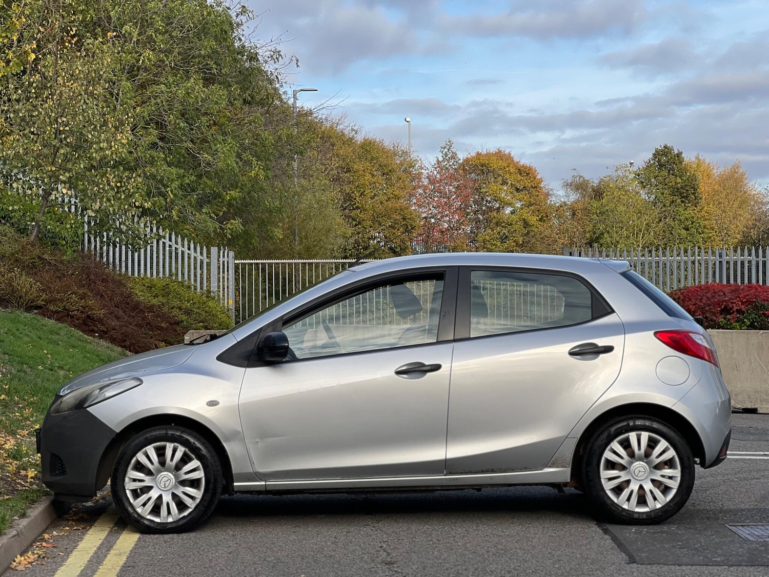 Used Mazda Mazda2 2009 for sale - 76259475: Photo 14