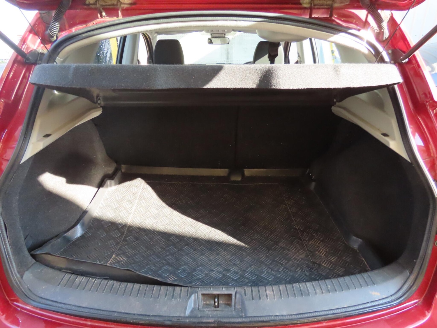 Used Nissan Qashqai 2011 for sale - 77784744: Photo 11