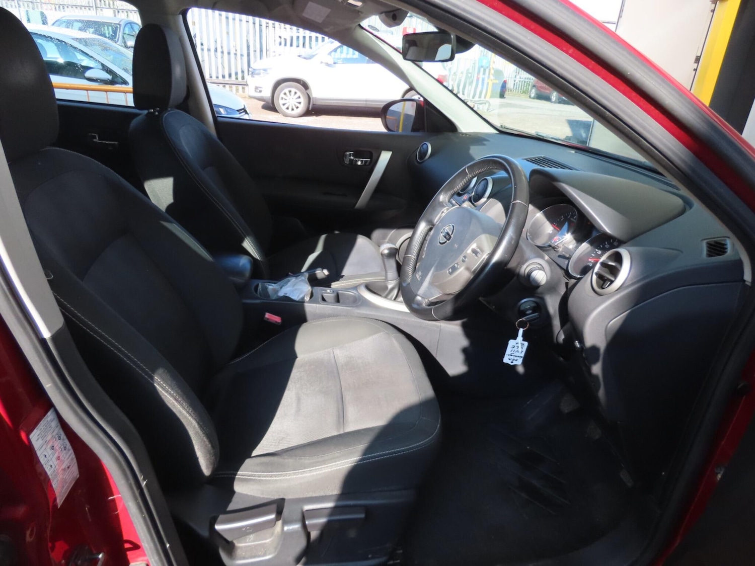 Used Nissan Qashqai 2011 for sale - 77784744: Photo 5