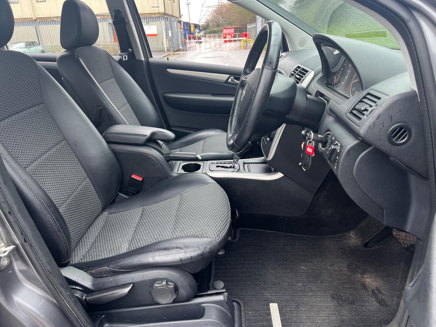 Used Mercedes-Benz A-Class 2012 for sale - 77190702: Photo 16