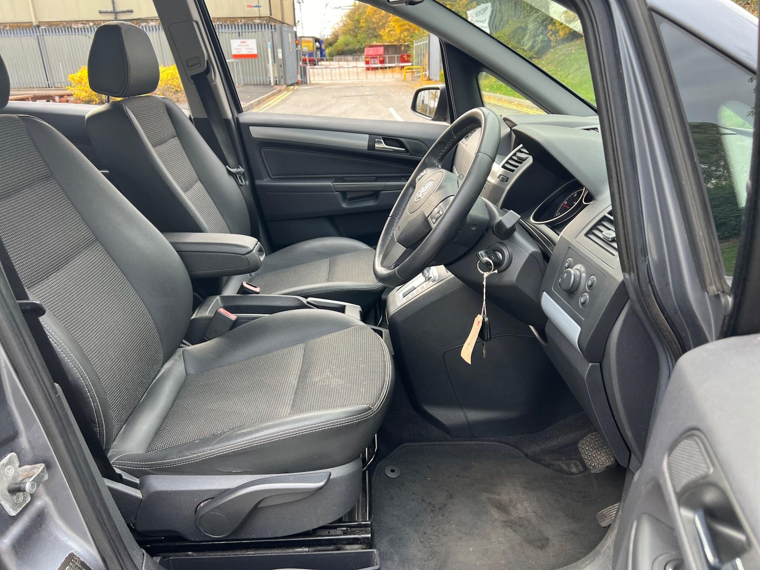 Used Vauxhall Zafira 2008 for sale - 76377275: Photo 16