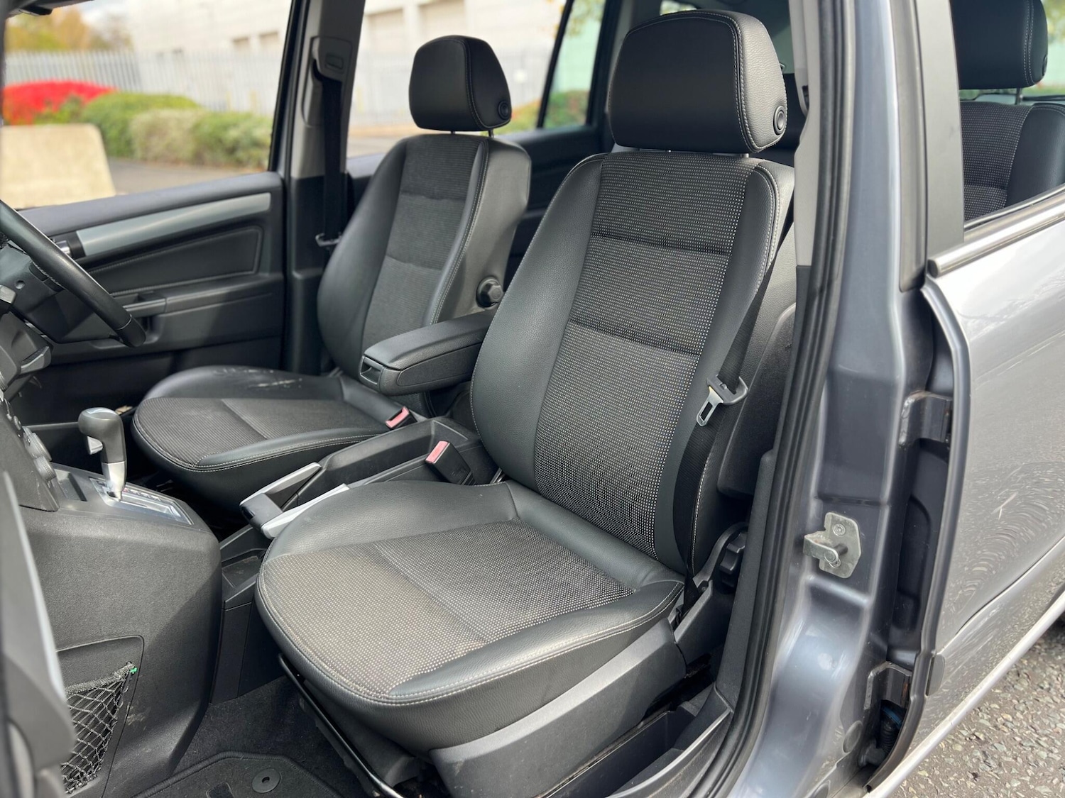 Used Vauxhall Zafira 2008 for sale - 76377275: Photo 19