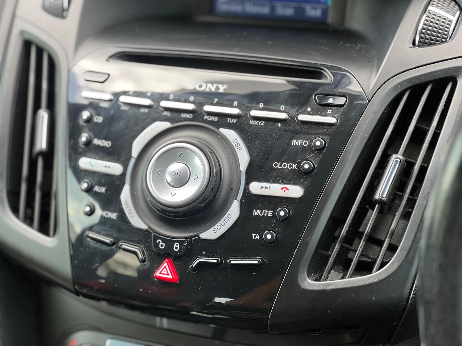 Used Ford Focus 2012 for sale - 75991077: Photo 31