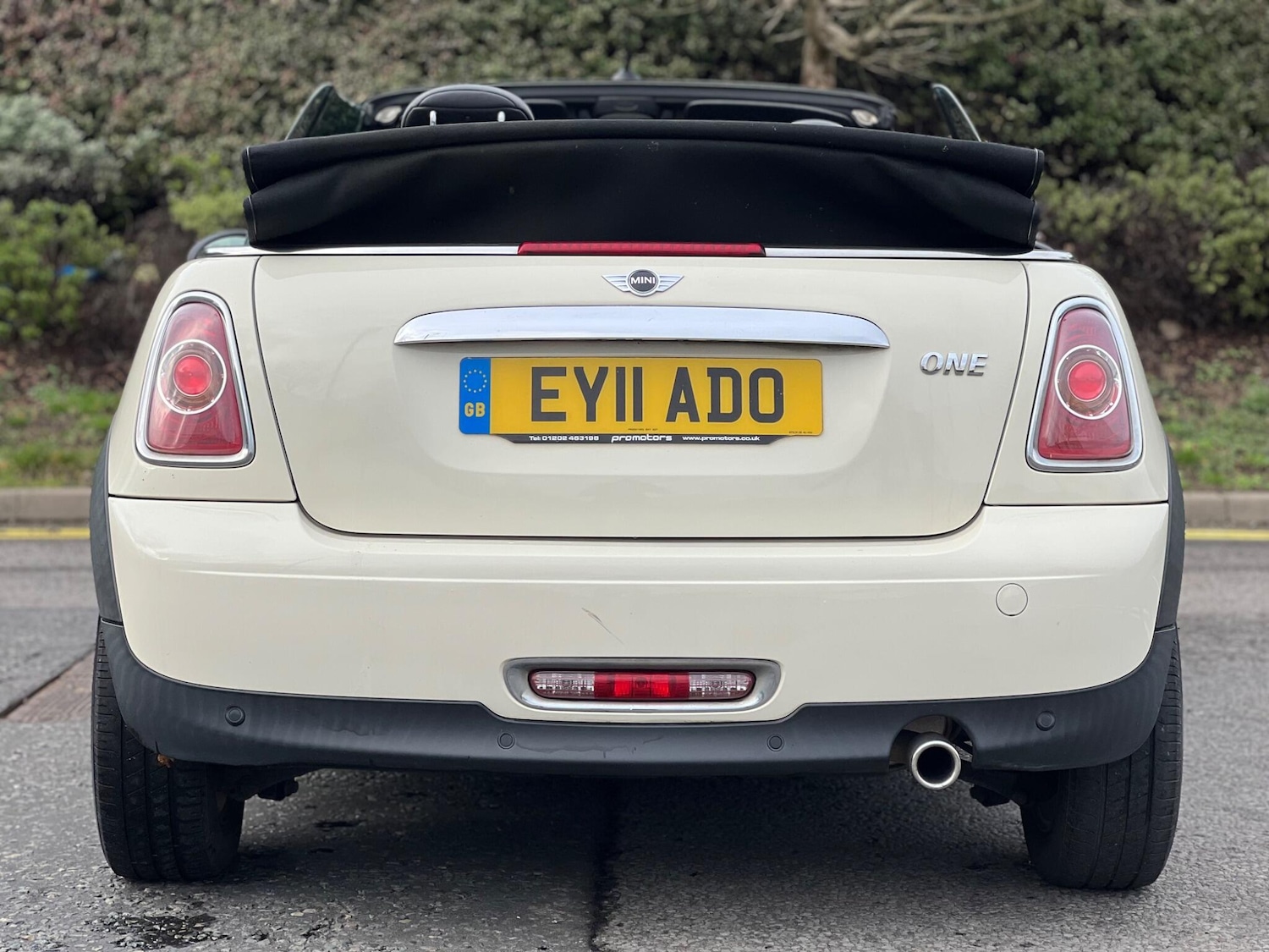 Used MINI Convertible 2011 for sale - 77633468: Photo 12