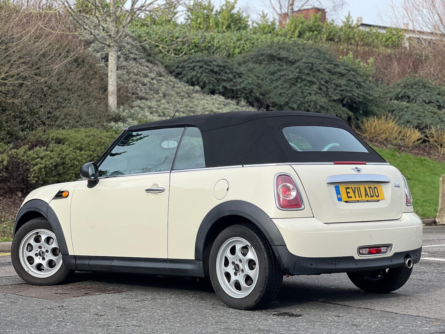 Used MINI Convertible 2011 for sale - 77633468: Photo 14