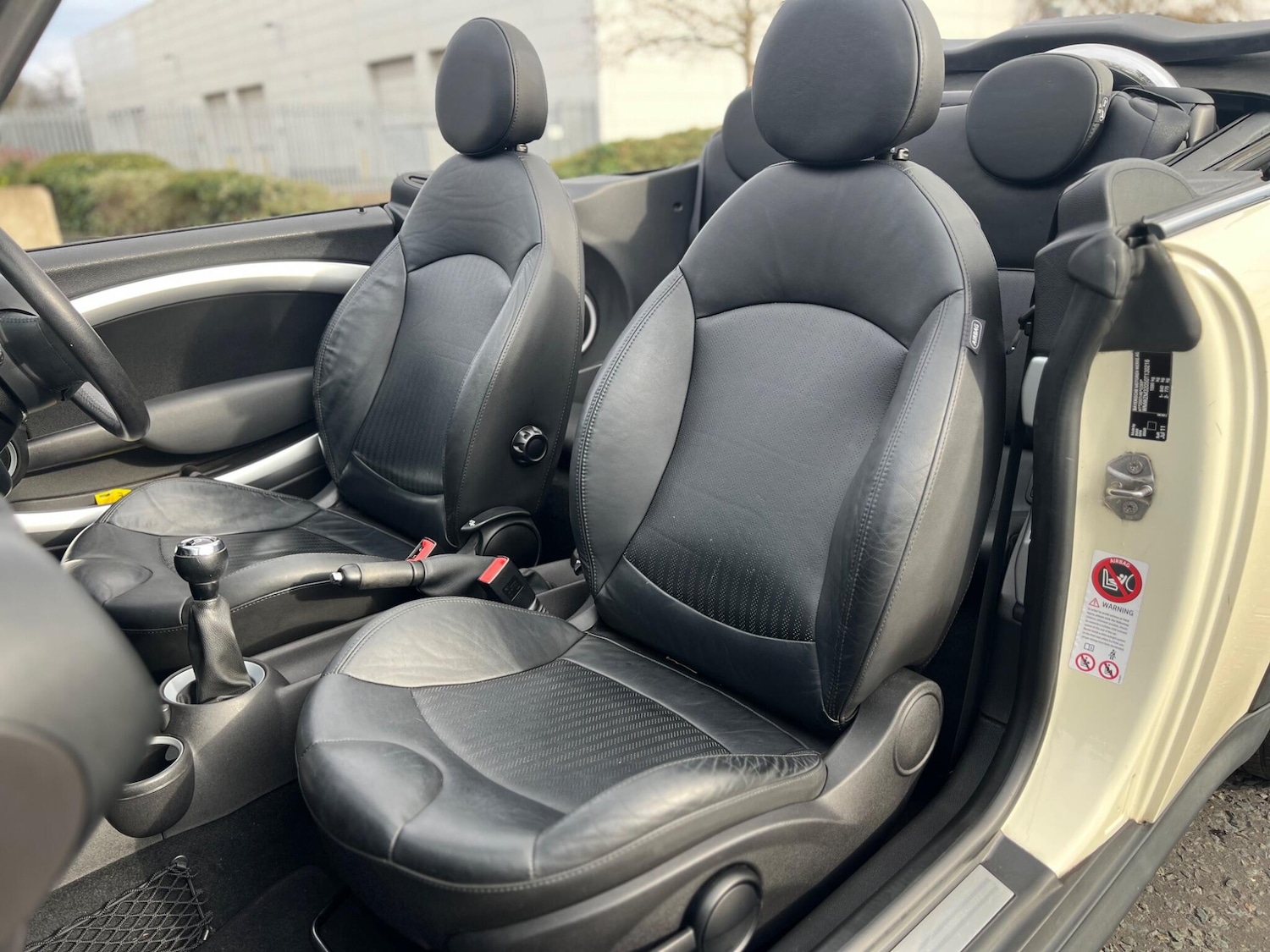 Used MINI Convertible 2011 for sale - 77633468: Photo 19