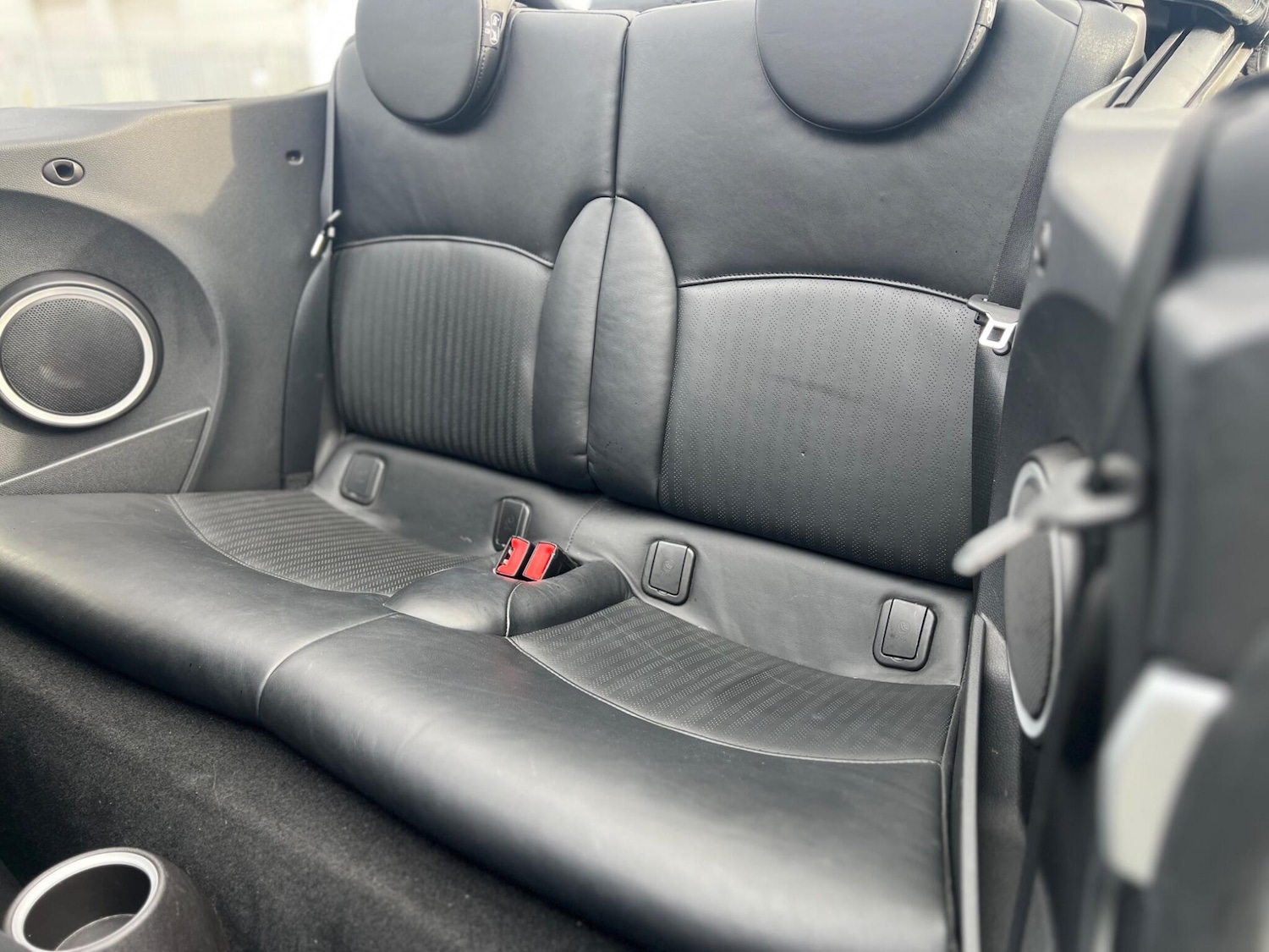 Used MINI Convertible 2011 for sale - 77633468: Photo 20