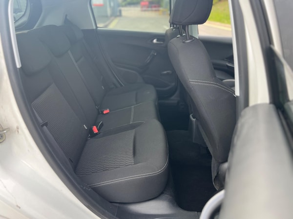 Used Peugeot 208 2015 for sale - 76179759: Photo 24