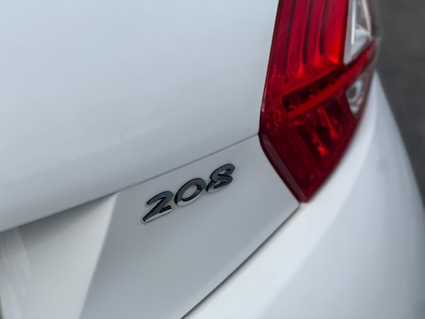 Used Peugeot 208 2015 for sale - 76179759: Photo 35