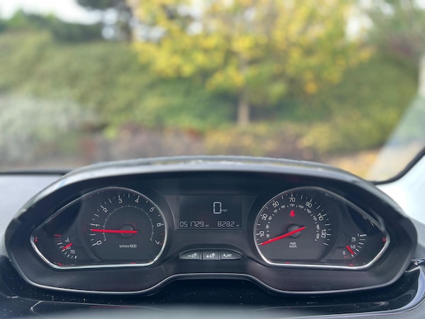 Used Peugeot 208 2015 for sale - 76179759: Photo 7