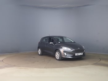 Used Ford Fiesta 2017 for sale - 79092796: Photo