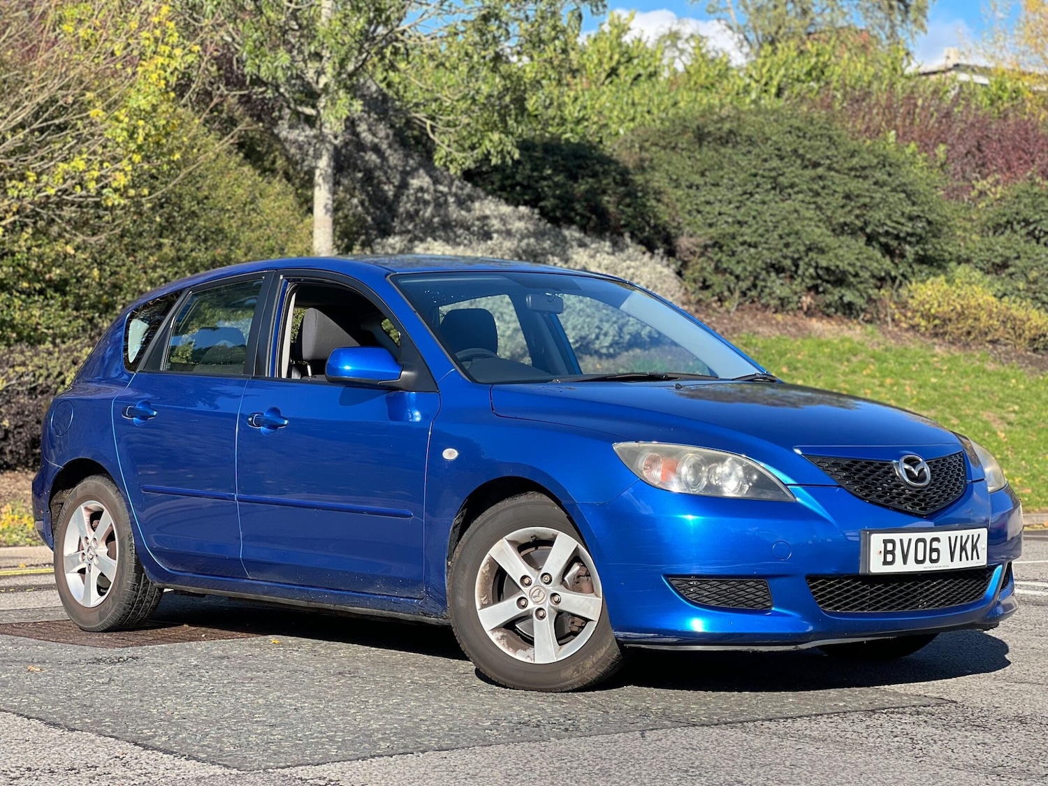 Used Mazda Mazda3 2006 for sale - 76370359: Photo 1