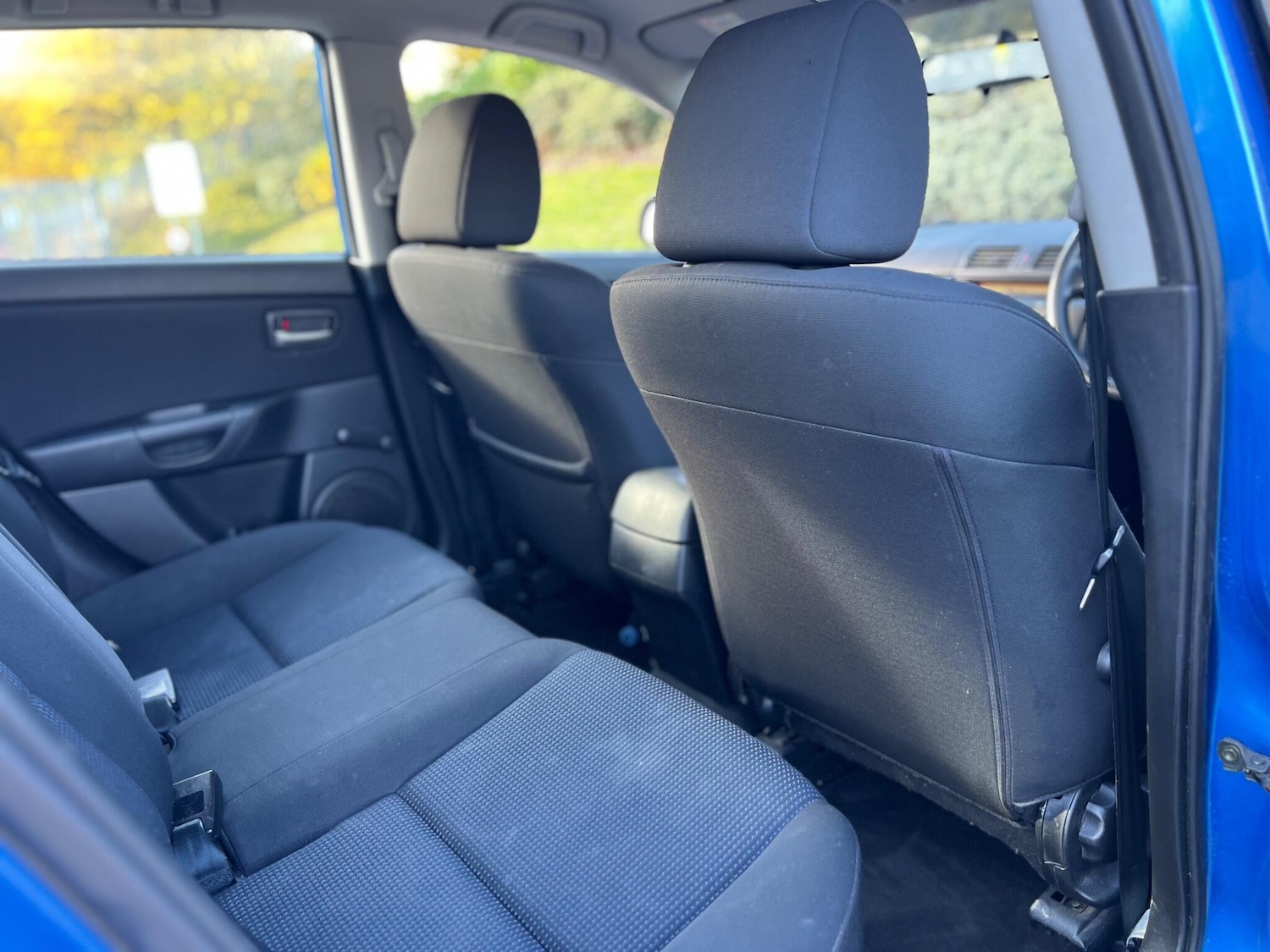 Used Mazda Mazda3 2006 for sale - 76370359: Photo 25