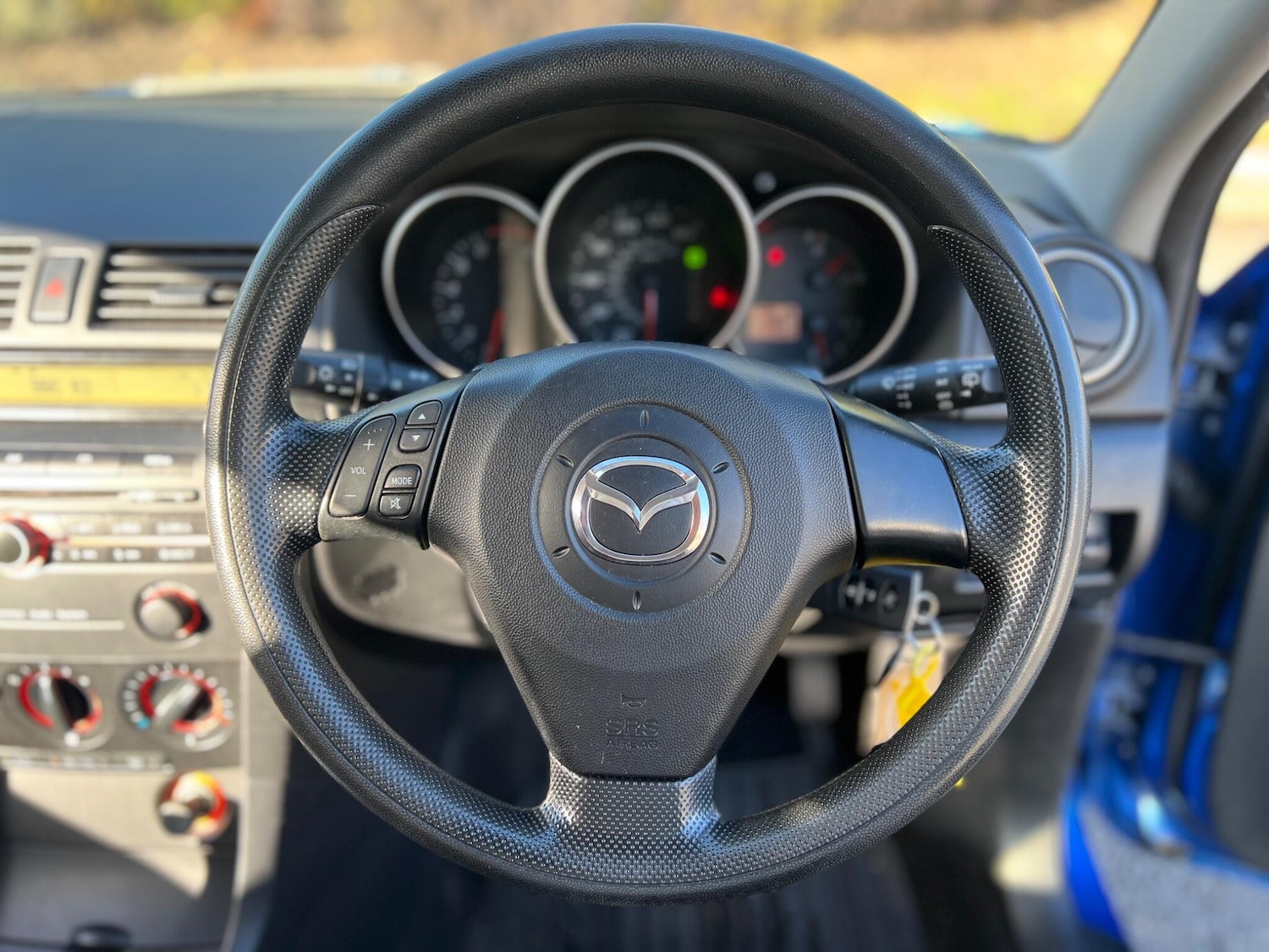Used Mazda Mazda3 2006 for sale - 76370359: Photo 5