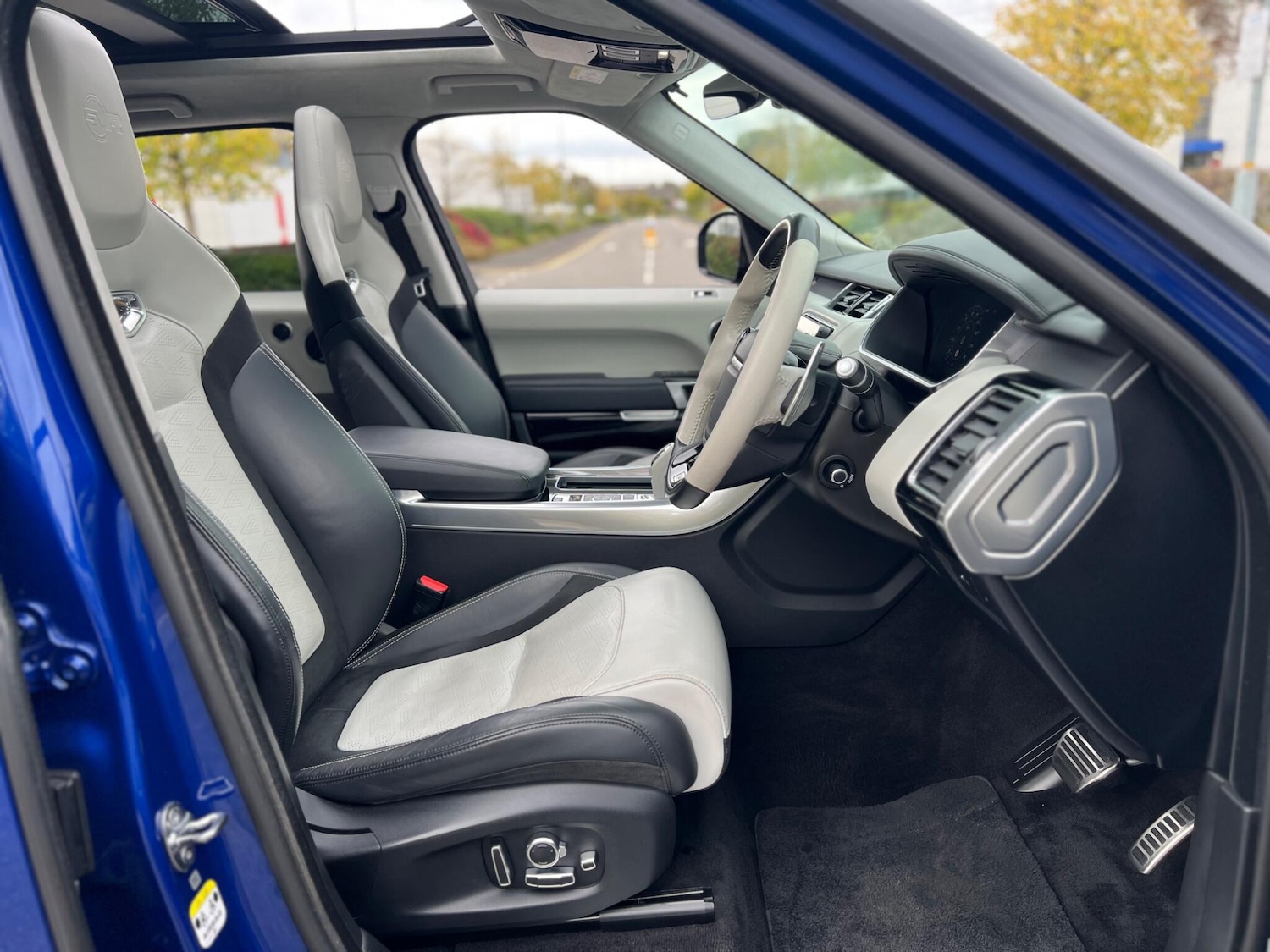 Used Land Rover Range Rover Sport 2019 for sale - 76349890: Photo 17