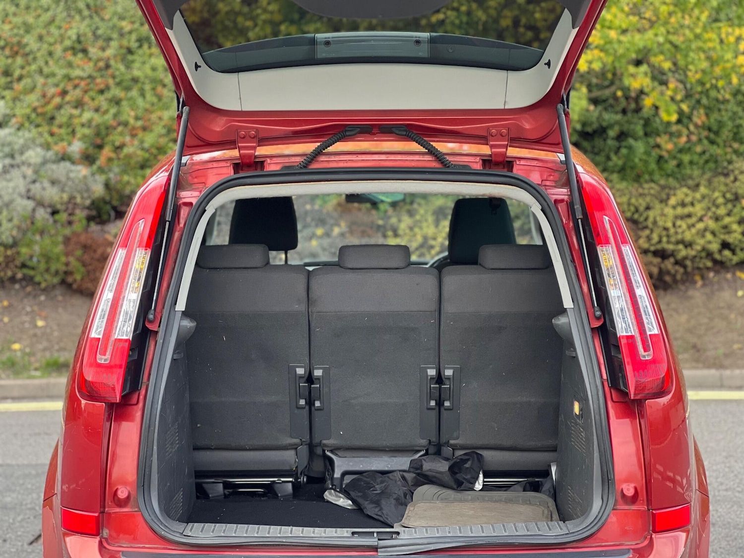 Used Ford C-Max 2008 for sale - 76388577: Photo 16