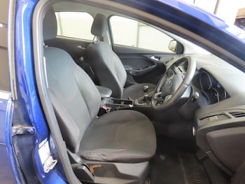 Used Ford Focus 2015 for sale - 79192350: Photo