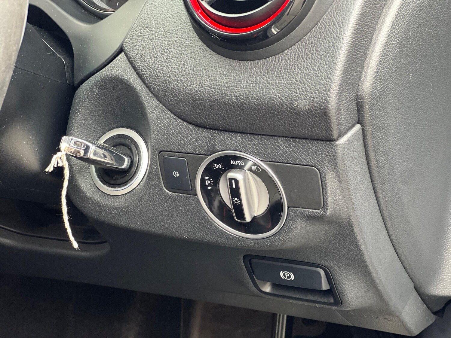 Used Mercedes-Benz CLA 2016 for sale - 76200250: Photo 45