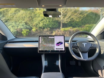 Used Tesla Model 3 2019 for sale - 78087101: Photo