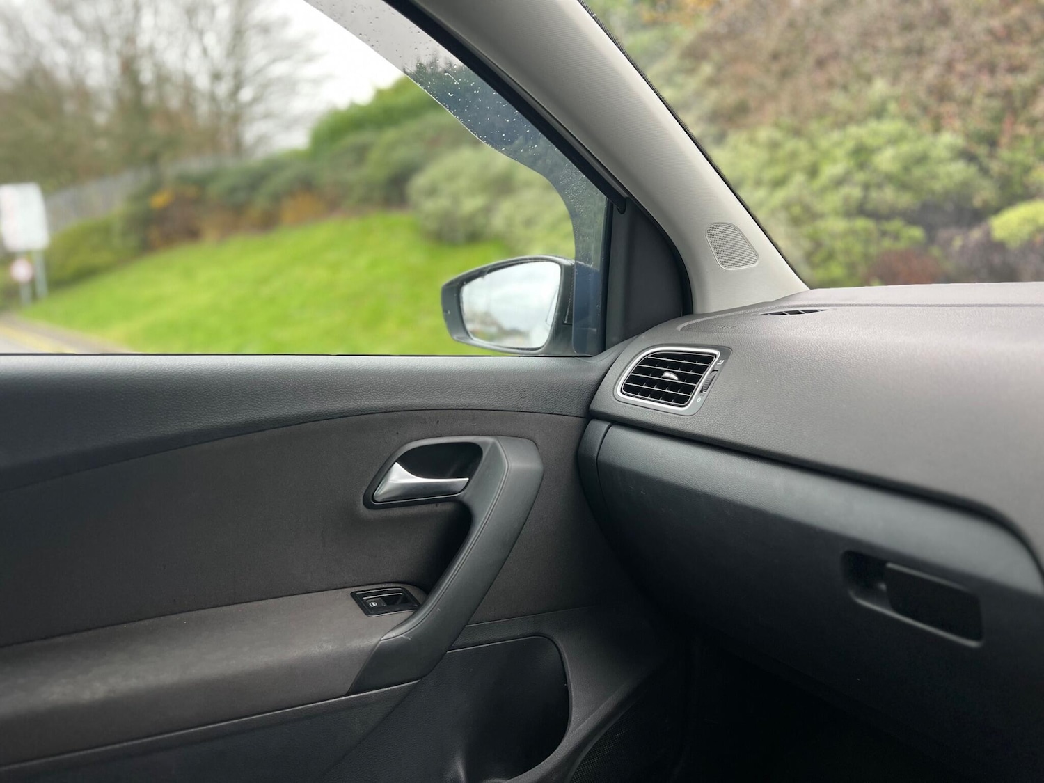 Used Volkswagen Polo 2014 for sale - 76765743: Photo 36