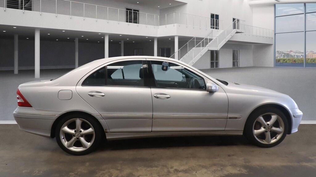 Used Mercedes-Benz C Class 2007 for sale - 77978481: Photo 8