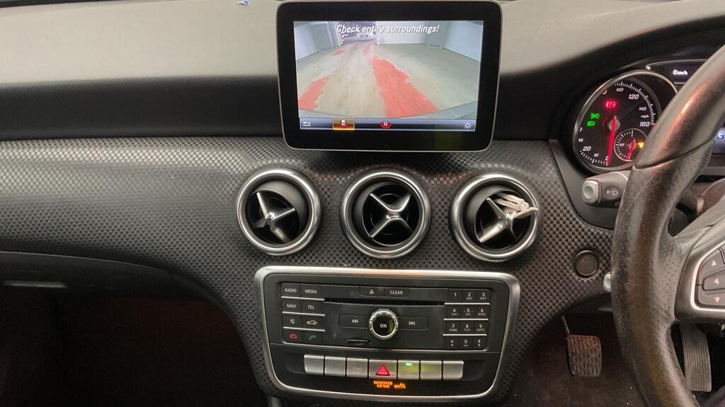 Used Mercedes-Benz A-Class 2018 for sale - 76633890: Photo 11