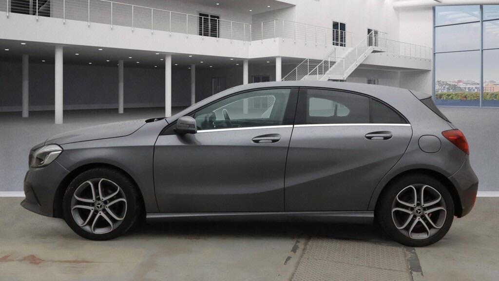 Used Mercedes-Benz A-Class 2018 for sale - 76633890: Photo 6