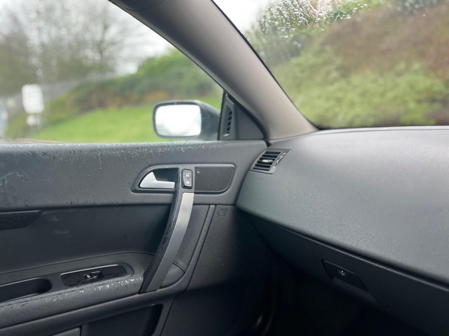 Used Volvo C70 2007 for sale - 77646879: Photo 35