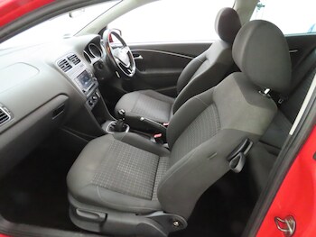 Used Volkswagen Polo 2014 for sale - 77586910: Photo