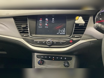 Used Vauxhall Astra 2017 for sale - 75781440: Photo