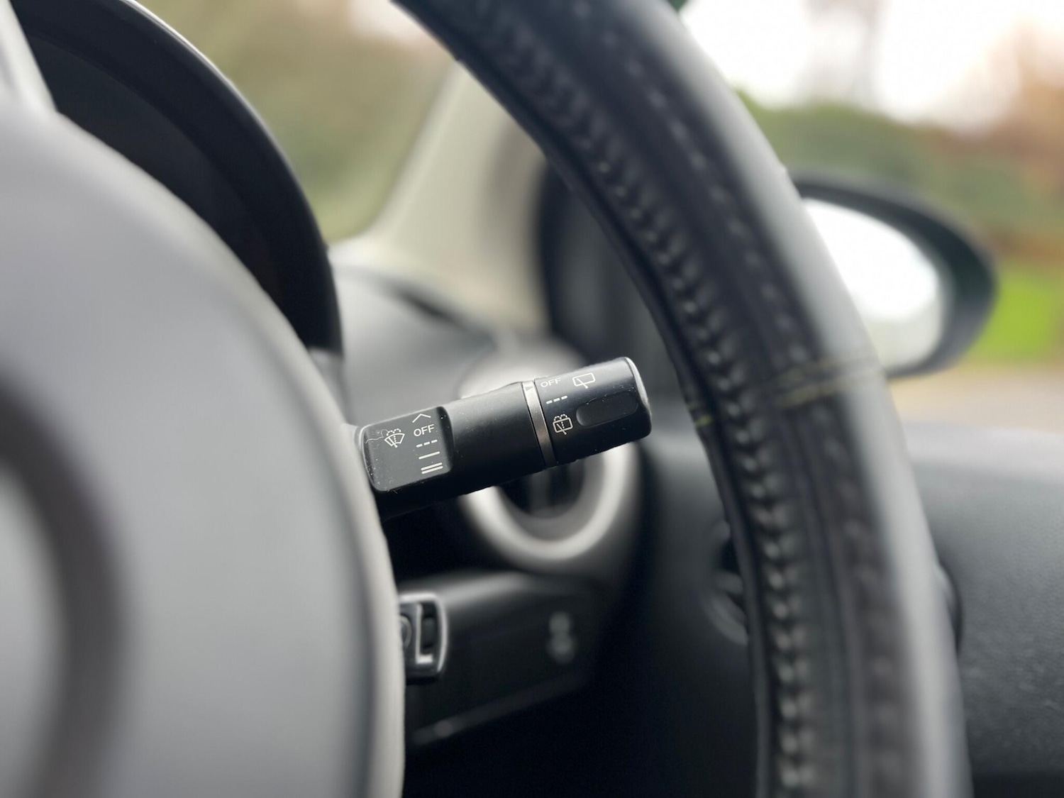 Used Mazda Mazda2 2009 for sale - 76771685: Photo 24