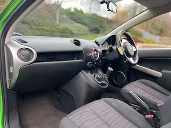 Used Mazda Mazda2 2009 for sale - 76771685: Photo