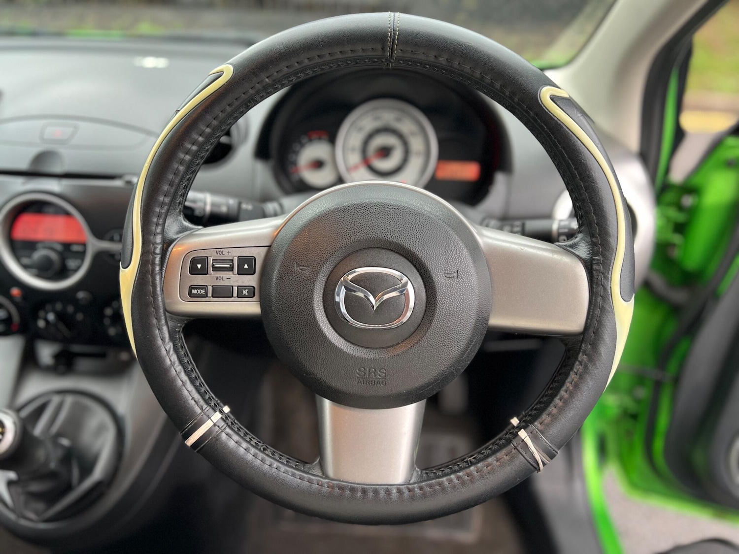 Used Mazda Mazda2 2009 for sale - 76771685: Photo 5