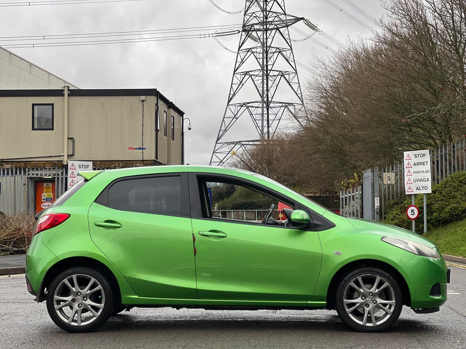 Used Mazda Mazda2 2009 for sale - 76771685: Photo 8