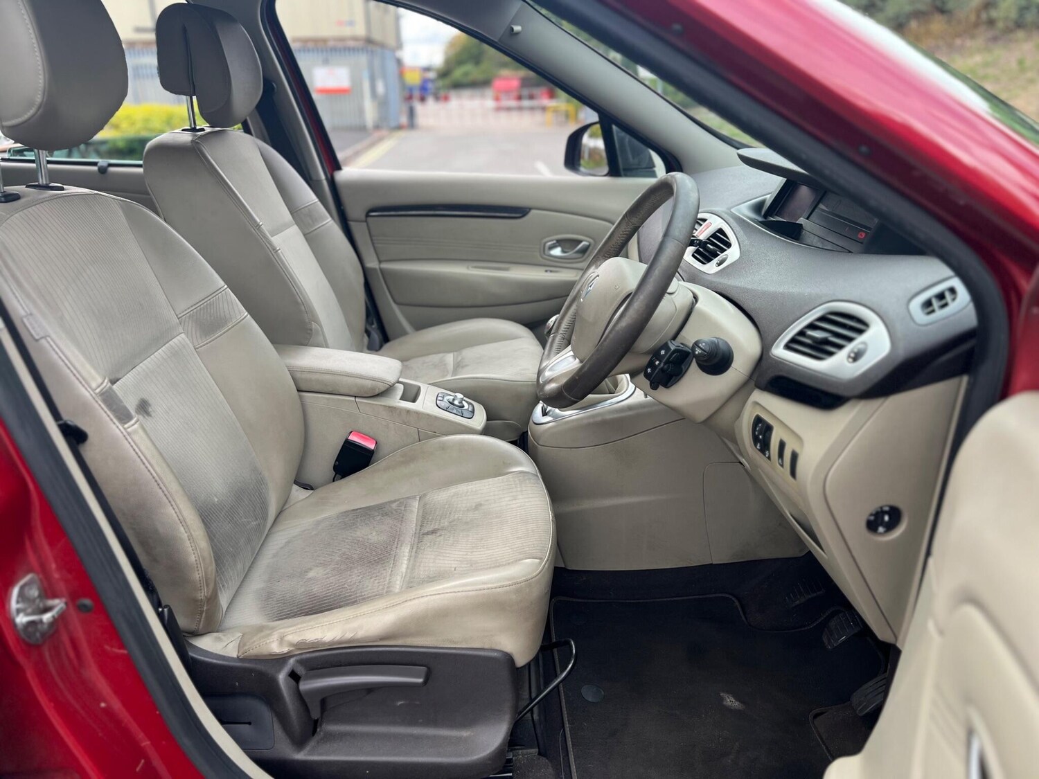 Used Renault Scenic 2010 for sale - 75769676: Photo 16