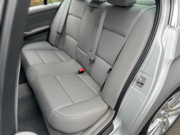 Used BMW 3 Series 2011 for sale - 76167013: Photo 21