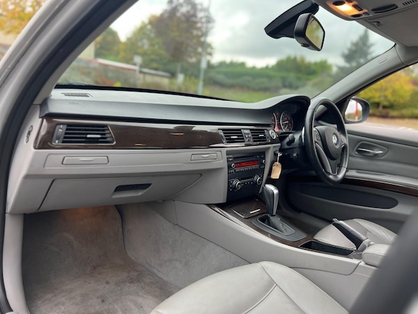 Used BMW 3 Series 2011 for sale - 76167013: Photo 5