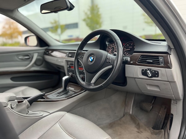 Used BMW 3 Series 2011 for sale - 76167013: Photo 7