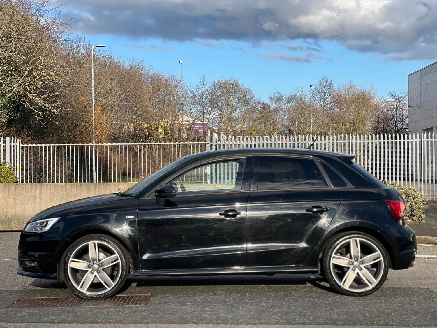 Used Audi A1 2016 for sale - 77723656: Photo 11
