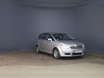 Used Toyota Corolla Verso 2006 for sale - 77977962: Photo