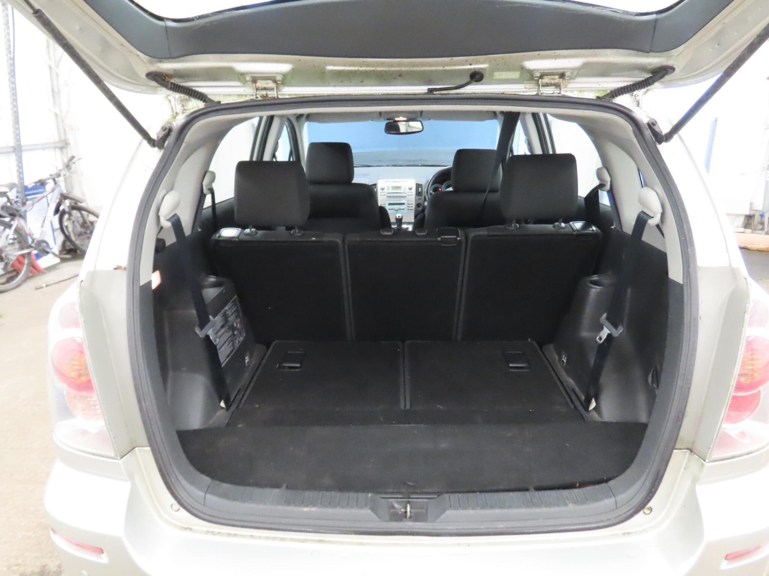 Used Toyota Corolla Verso 2006 for sale - 77977962: Photo 9