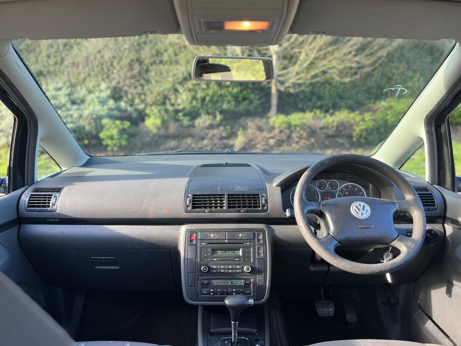 Used Volkswagen Sharan 2009 for sale - 77738730: Photo 4