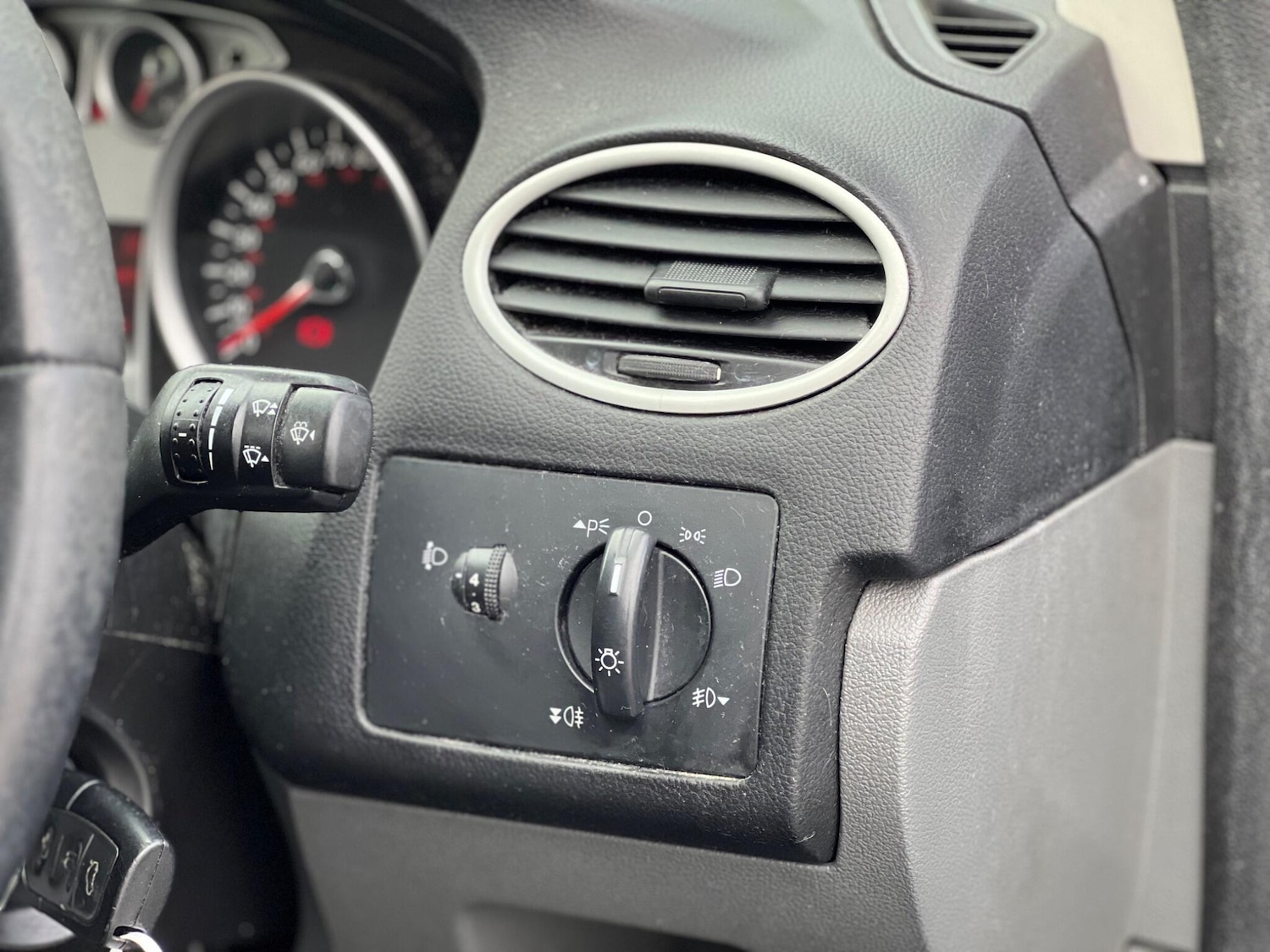 Used Ford Focus 2009 for sale - 76121401: Photo 40