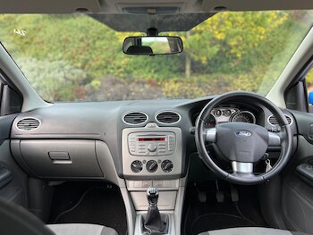 Used Ford Focus 2009 for sale - 76121401: Photo 4