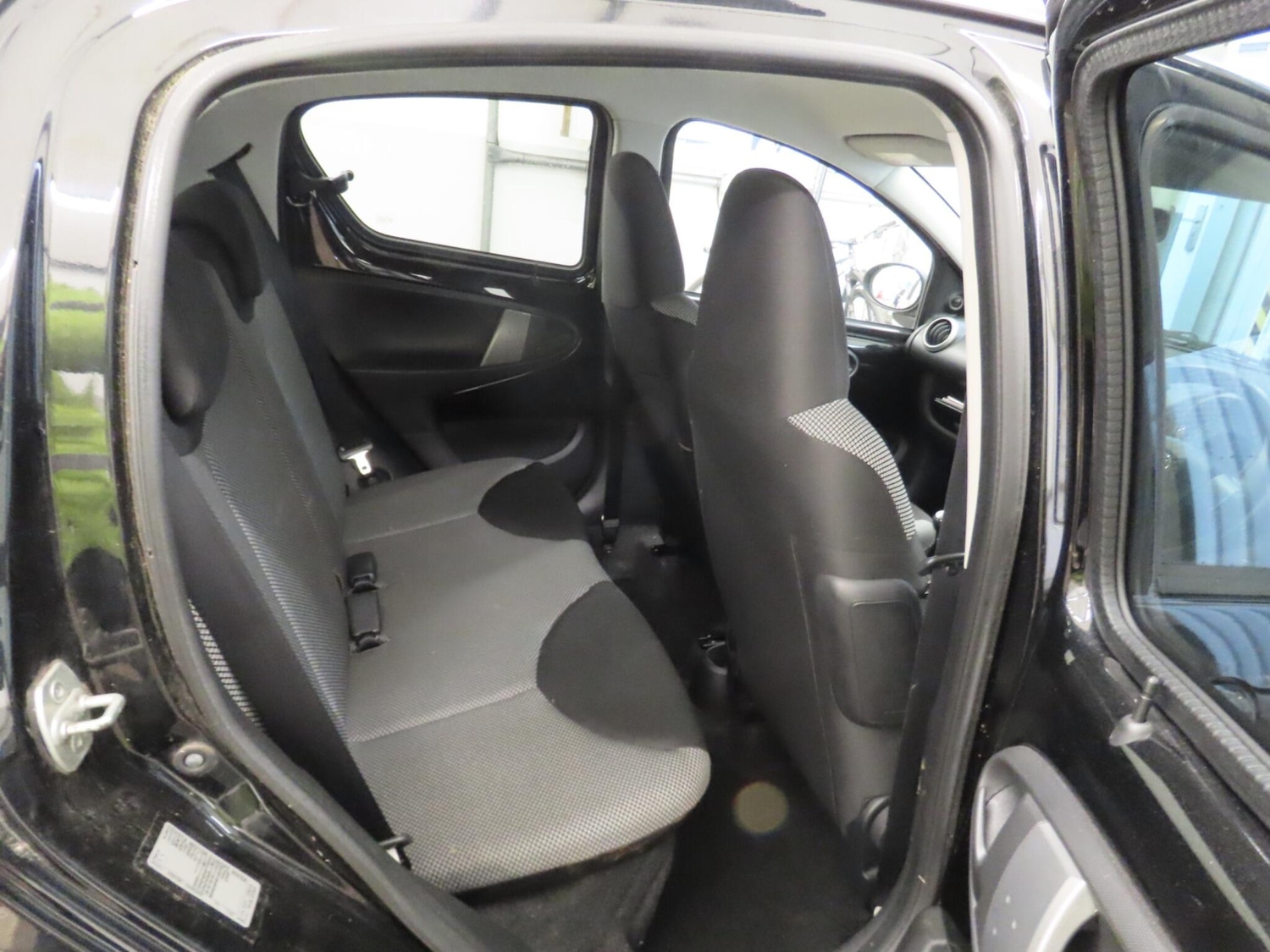 Used Toyota AYGO 2013 for sale - 77784536: Photo 10