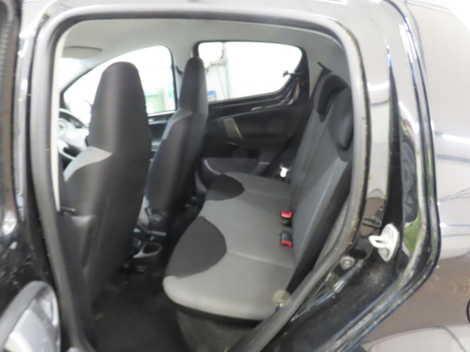 Used Toyota AYGO 2013 for sale - 77784536: Photo 9