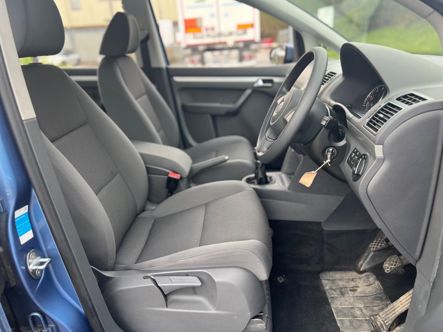 Used Volkswagen Touran 2013 for sale - 77229211: Photo 16