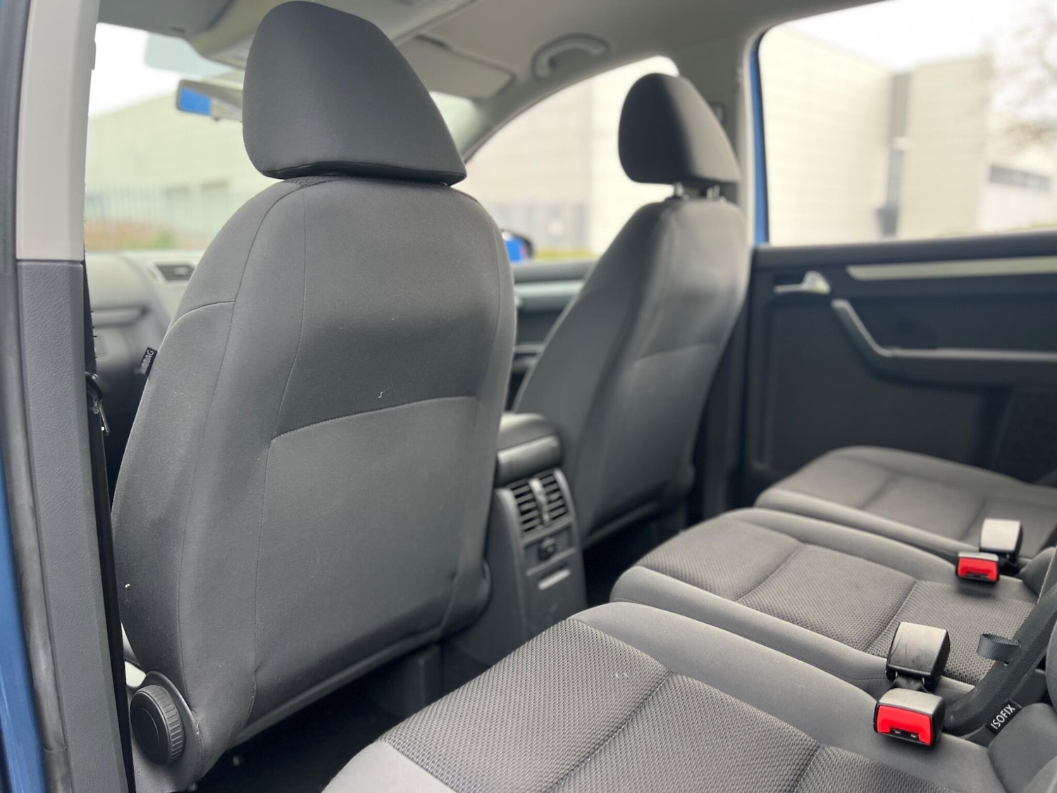 Used Volkswagen Touran 2013 for sale - 77229211: Photo 22