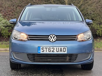 Used Volkswagen Touran 2013 for sale - 77229211: Photo